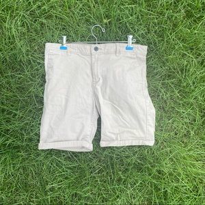 Skinny Fit Beige Chino Shorts
